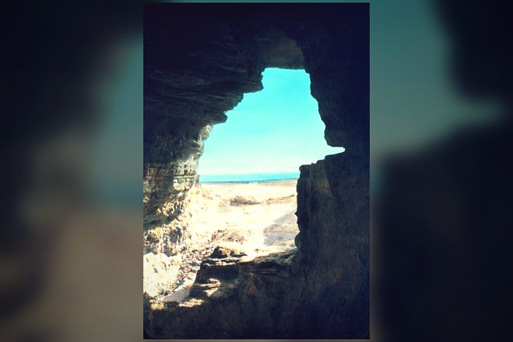 Las cuevas de Qumrán donde se descubrieron los Manuscritos del Mar Muerto
